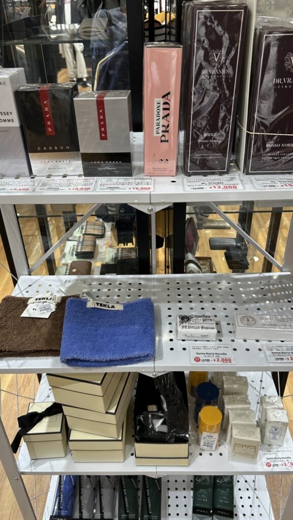 ローカストプラス（マルイ本館）店内写真